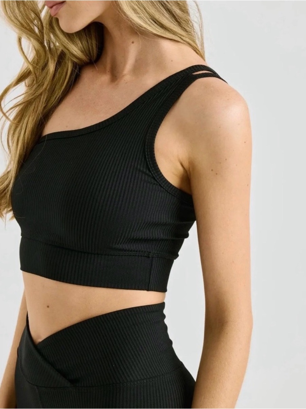 Year of Ours Ribbed One-Shoulder Black Sports Bra + Legging Set XS